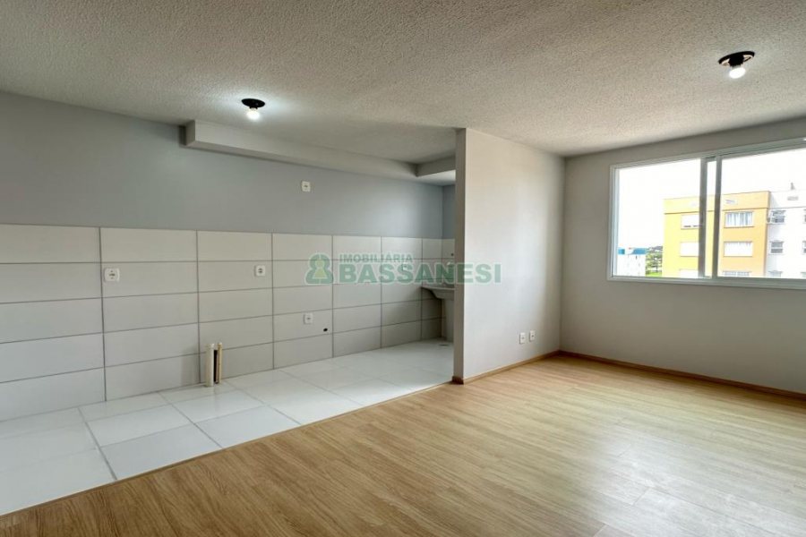 Apartamento com 54m², 2 dormitórios, 1 vaga, no bairro Morada dos Alpes em Caxias do Sul para Alugar