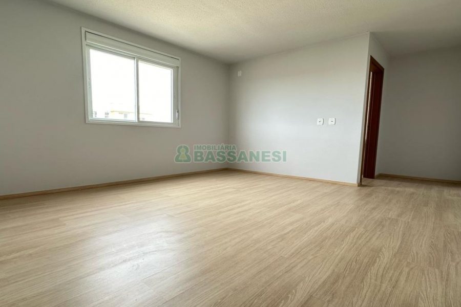 Apartamento com 54m², 2 dormitórios, 1 vaga, no bairro Morada dos Alpes em Caxias do Sul para Alugar