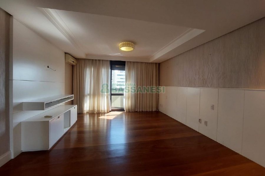 Apto Mobiliado com 340m², 3 dormitórios, 5 vagas, no bairro Exposição em Caxias do Sul para Alugar ou Comprar