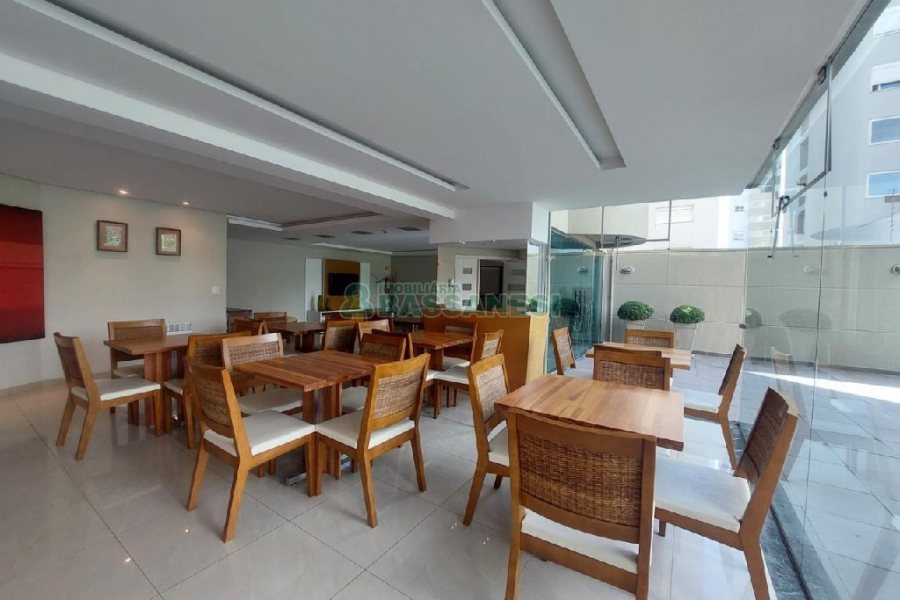 Apto Mobiliado com 340m², 3 dormitórios, 5 vagas, no bairro Exposição em Caxias do Sul para Alugar ou Comprar