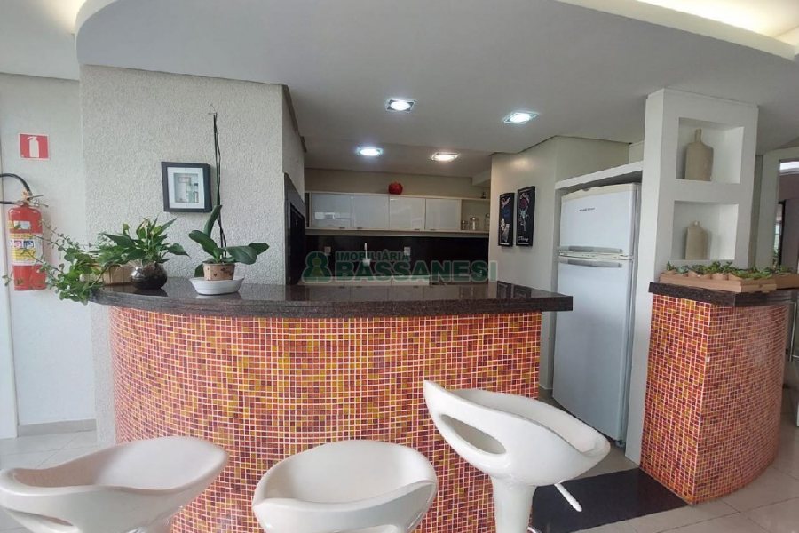 Apto Mobiliado com 340m², 3 dormitórios, 5 vagas, no bairro Exposição em Caxias do Sul para Alugar ou Comprar