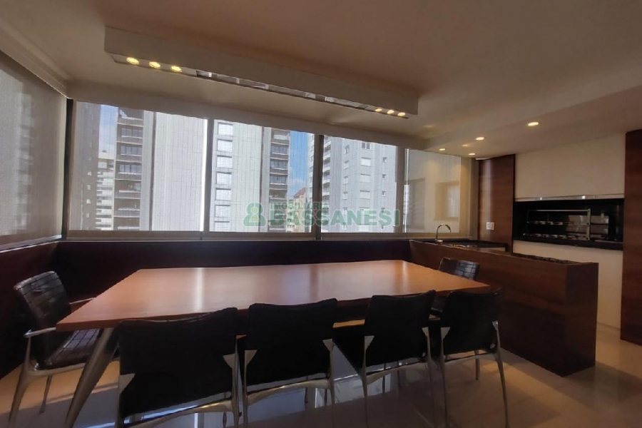 Apto Mobiliado com 340m², 3 dormitórios, 5 vagas, no bairro Exposição em Caxias do Sul para Alugar ou Comprar