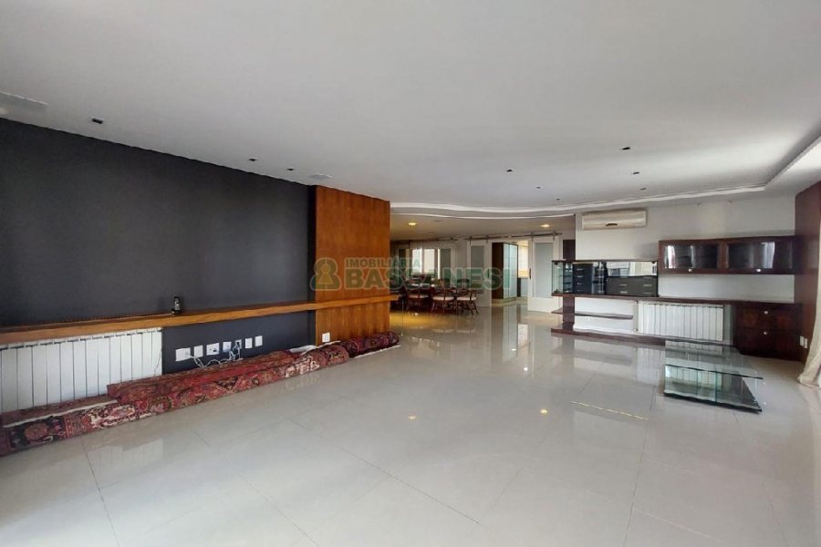 Apto Mobiliado com 340m², 3 dormitórios, 5 vagas, no bairro Exposição em Caxias do Sul para Alugar ou Comprar