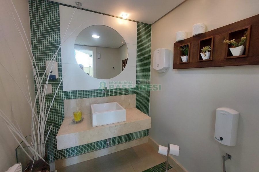 Apto Mobiliado com 340m², 3 dormitórios, 5 vagas, no bairro Exposição em Caxias do Sul para Alugar ou Comprar