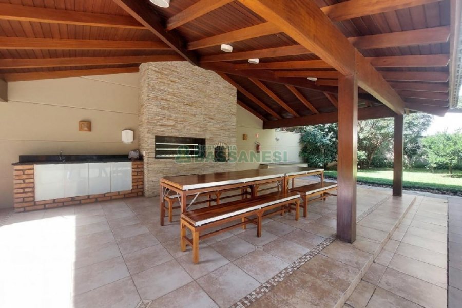 Apto Mobiliado com 340m², 3 dormitórios, 5 vagas, no bairro Exposição em Caxias do Sul para Alugar ou Comprar