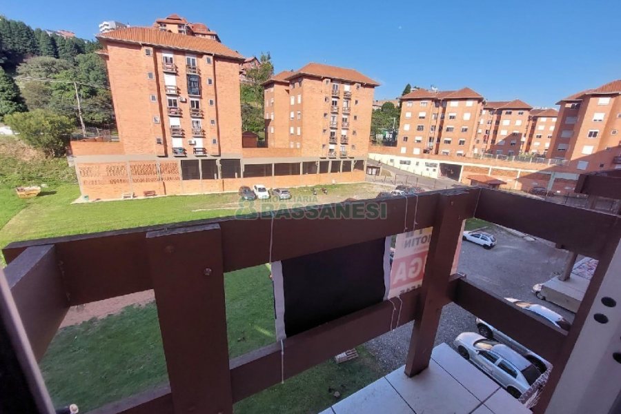 Apto Mobiliado com 65m², 2 dormitórios, no bairro Interlagos em Caxias do Sul para Alugar