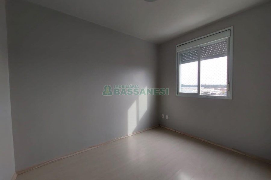 Apartamento com 56m², 2 dormitórios, 1 vaga, no bairro De Lazzer em Caxias do Sul para Comprar