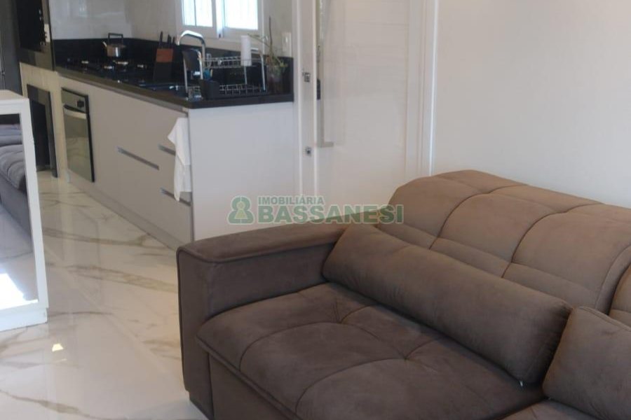 Casa com 180m², 5 dormitórios, no bairro Rio Branco em Caxias do Sul para Comprar