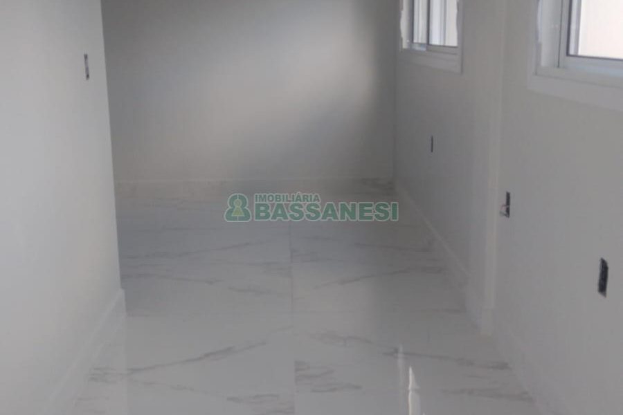Casa com 180m², 5 dormitórios, no bairro Rio Branco em Caxias do Sul para Comprar