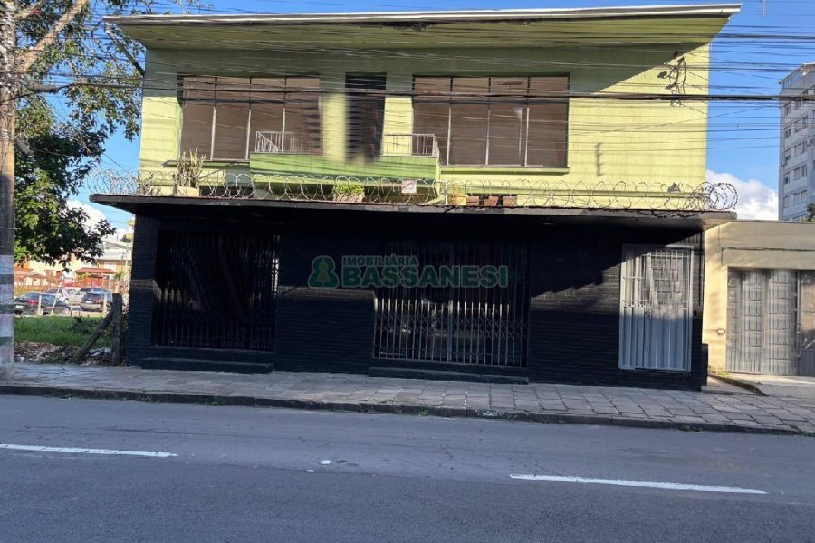 Loja com 150m², no bairro Lourdes em Caxias do Sul para Alugar