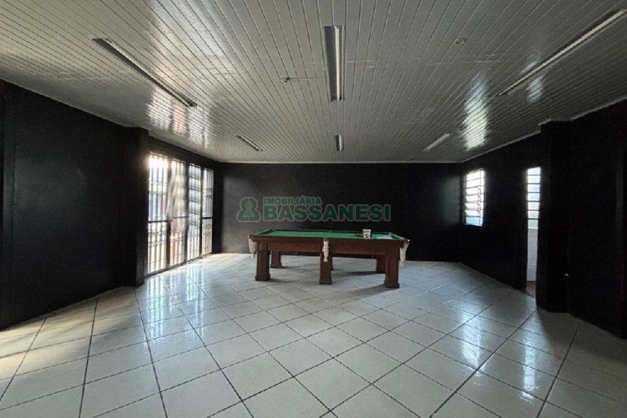 Loja com 150m², no bairro Lourdes em Caxias do Sul para Alugar
