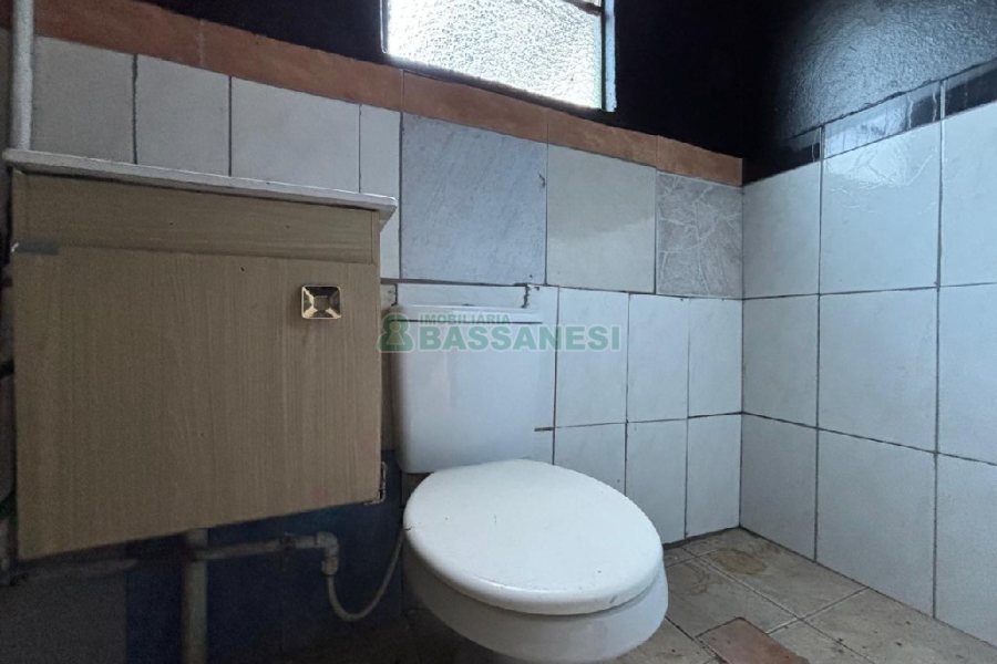 Loja com 150m², no bairro Lourdes em Caxias do Sul para Alugar