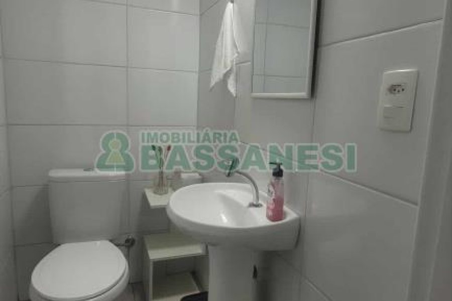 Sala com 20m², no bairro São José em Caxias do Sul para Alugar