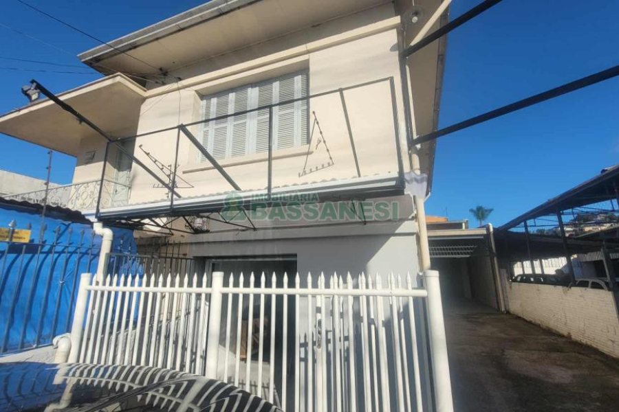 Sala com 30m², no bairro São José em Caxias do Sul para Alugar