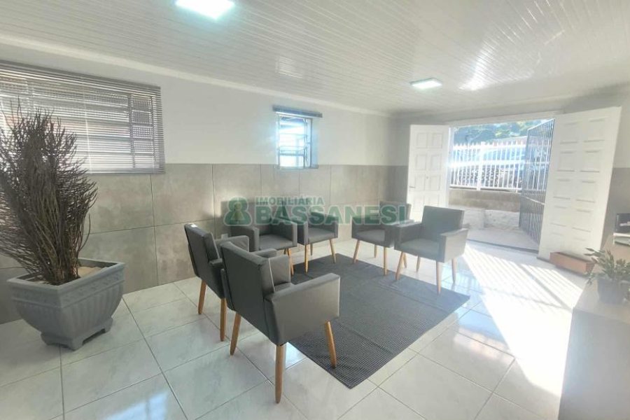 Sala com 30m², no bairro São José em Caxias do Sul para Alugar