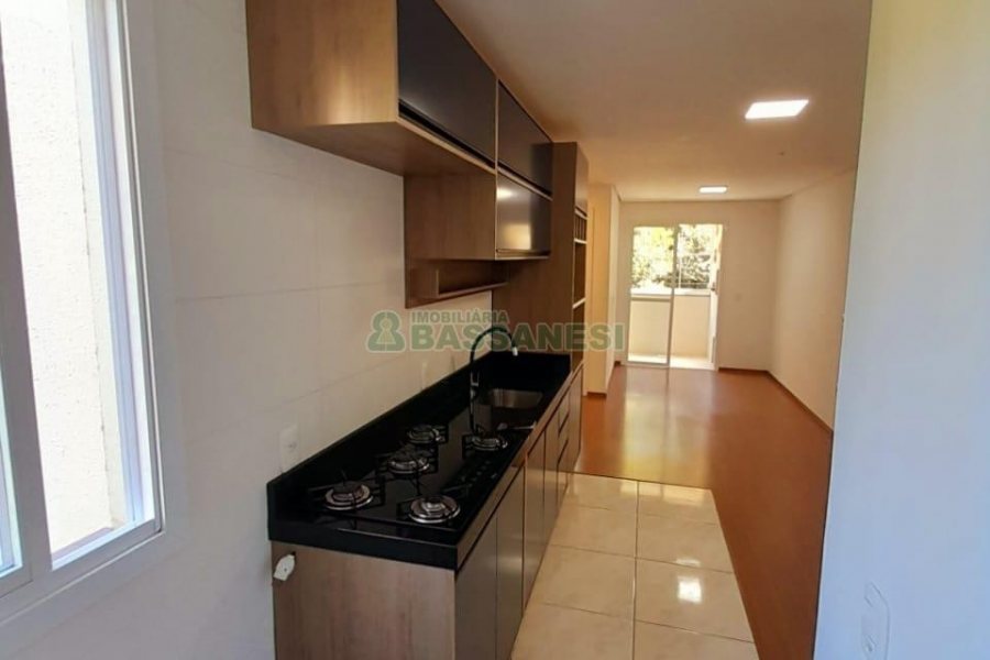 Apartamento com 54m², 2 dormitórios, 1 vaga, no bairro Vinhedos em Caxias do Sul para Comprar