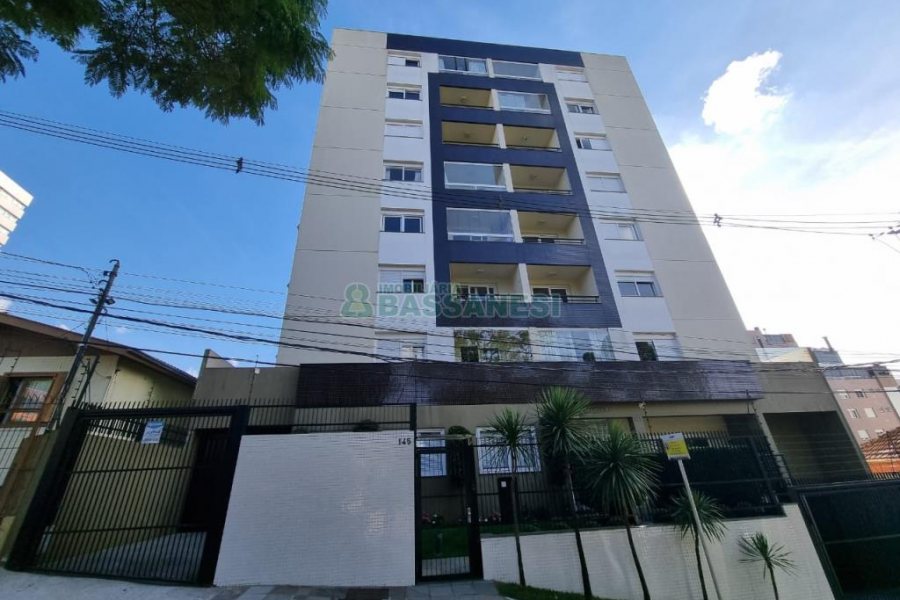 Apartamento com 74m², 2 dormitórios, 2 vagas, no bairro Madureira em Caxias do Sul para Comprar