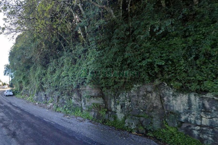 Terreno com 43000m², no bairro Nossa Senhora das Graças em Caxias do Sul para Comprar