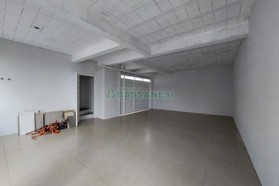 Casa com 167m², 3 dormitórios, 2 vagas, no bairro Salgado Filho em Caxias do Sul para Comprar