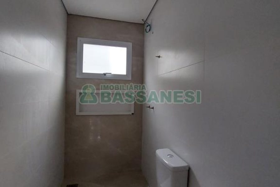 Casa com 151m², 3 dormitórios, 2 vagas, no bairro Salgado Filho em Caxias do Sul para Comprar