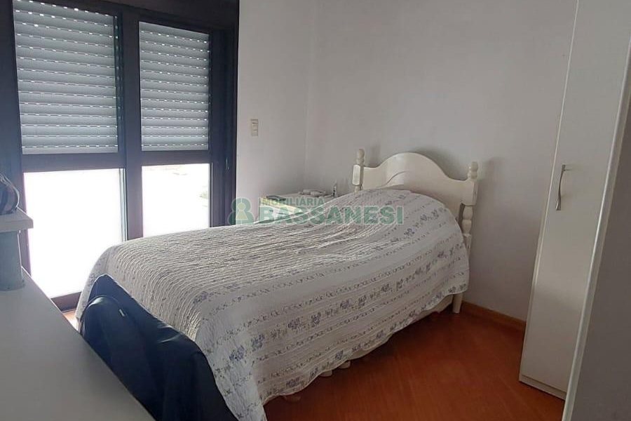Apartamento com 170m², 4 dormitórios, 2 vagas, no bairro Lourdes em Caxias do Sul para Comprar