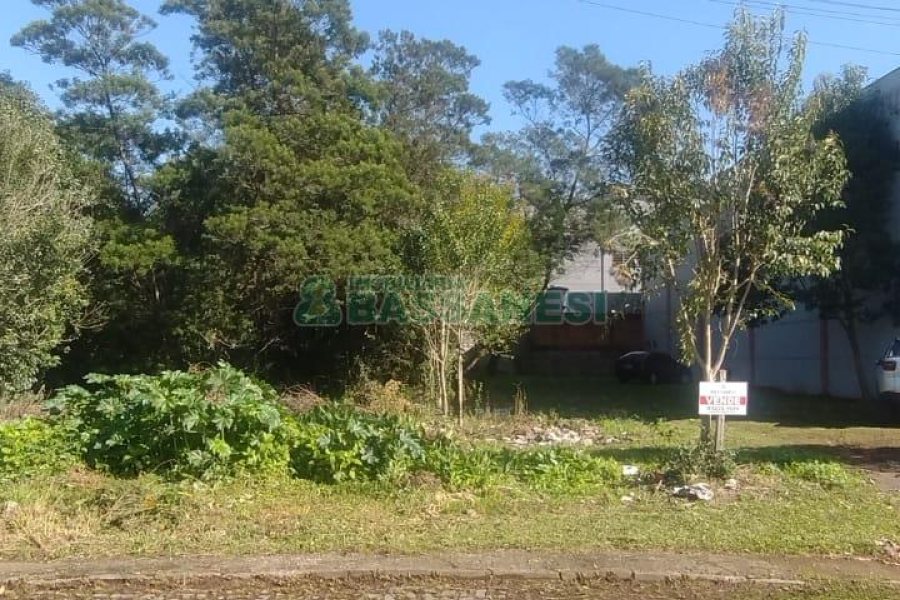 Terreno com 898m², no bairro Bela Vista em Caxias do Sul para Comprar