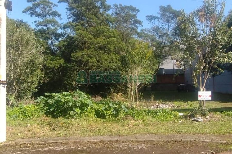 Terreno com 898m², no bairro Bela Vista em Caxias do Sul para Comprar