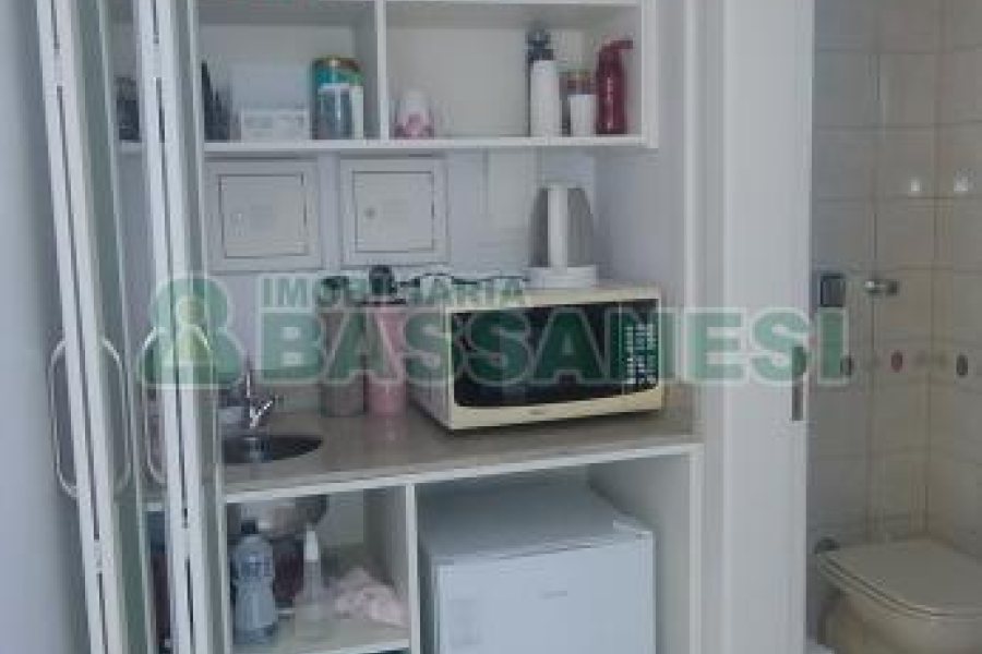 Sala com 39m², 1 vaga, no bairro Centro em Caxias do Sul para Comprar