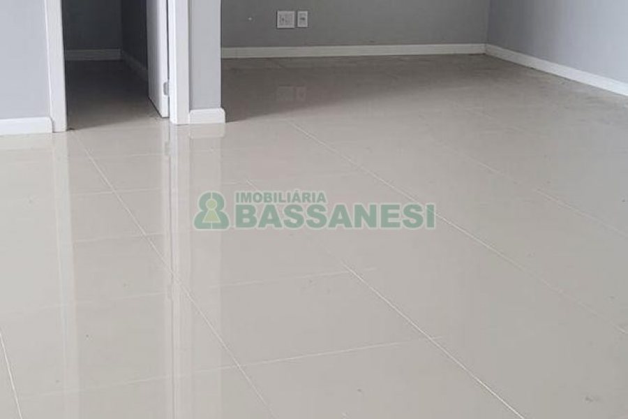 Loja com 92m², no bairro Sagrada Família em Caxias do Sul para Alugar