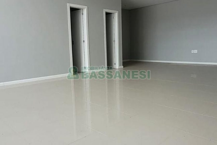 Loja com 92m², no bairro Sagrada Família em Caxias do Sul para Alugar