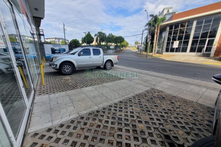 Loja com 92m², no bairro Sagrada Família em Caxias do Sul para Alugar