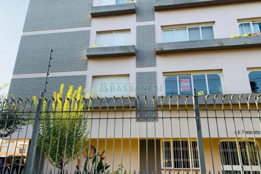 Apartamento com 90m², 2 dormitórios, 1 vaga, no bairro Rio Branco em Caxias do Sul para Comprar