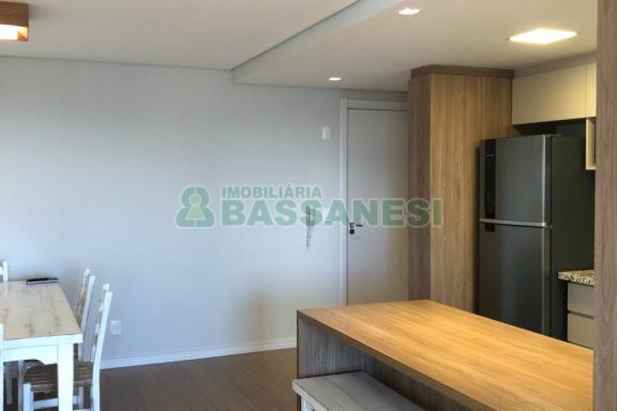 Apto Mobiliado com 80m², 2 dormitórios, 1 vaga, no bairro Villagio Iguatemi em Caxias do Sul para Alugar