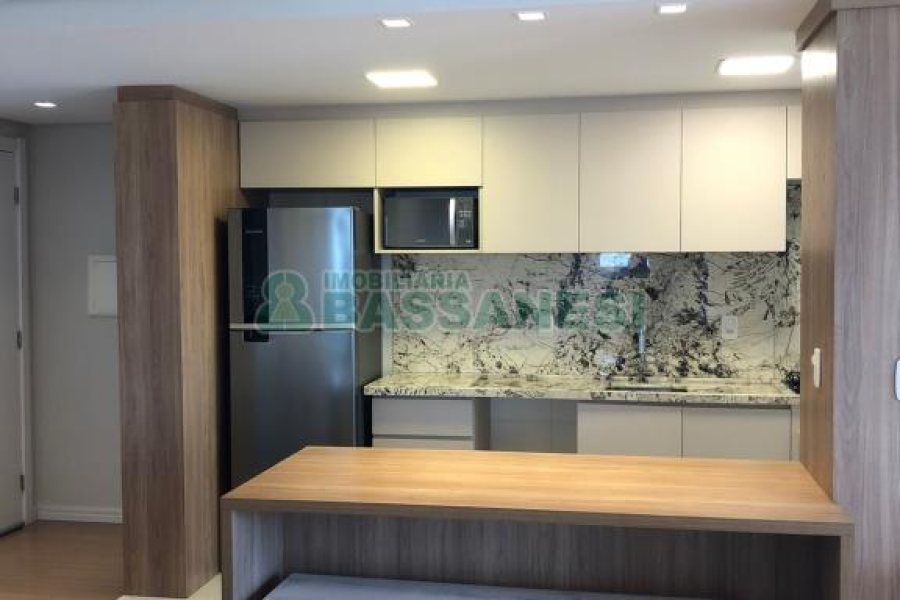 Apto Mobiliado com 80m², 2 dormitórios, 1 vaga, no bairro Villagio Iguatemi em Caxias do Sul para Alugar