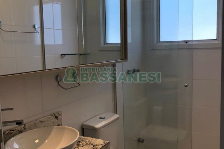 Apto Mobiliado com 80m², 2 dormitórios, 1 vaga, no bairro Villagio Iguatemi em Caxias do Sul para Alugar