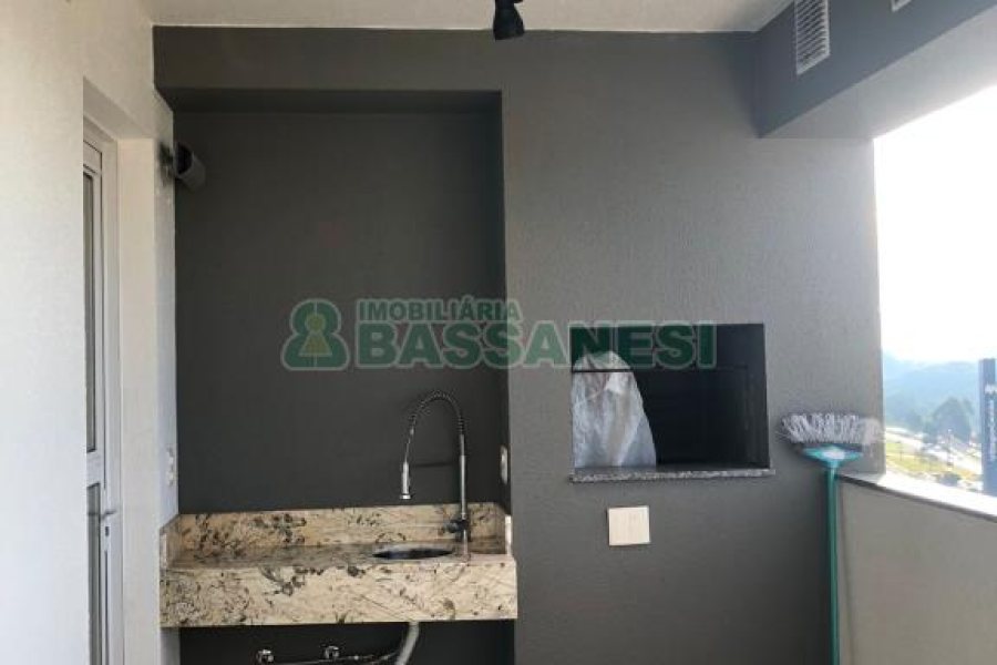Apto Mobiliado com 80m², 2 dormitórios, 1 vaga, no bairro Villagio Iguatemi em Caxias do Sul para Alugar
