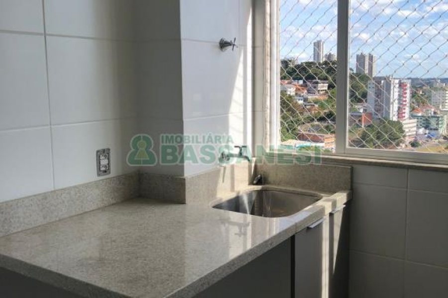 Apartamento com 59m², 2 dormitórios, 1 vaga, no bairro Interlagos em Caxias do Sul para Alugar ou Comprar