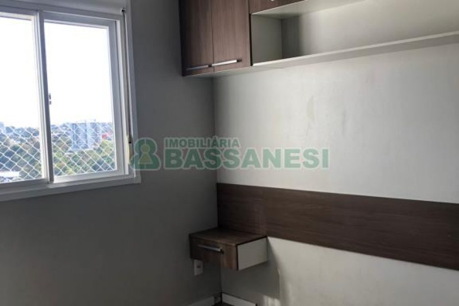 Apartamento com 59m², 2 dormitórios, 1 vaga, no bairro Interlagos em Caxias do Sul para Alugar ou Comprar