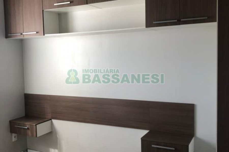 Apartamento com 59m², 2 dormitórios, 1 vaga, no bairro Interlagos em Caxias do Sul para Alugar ou Comprar