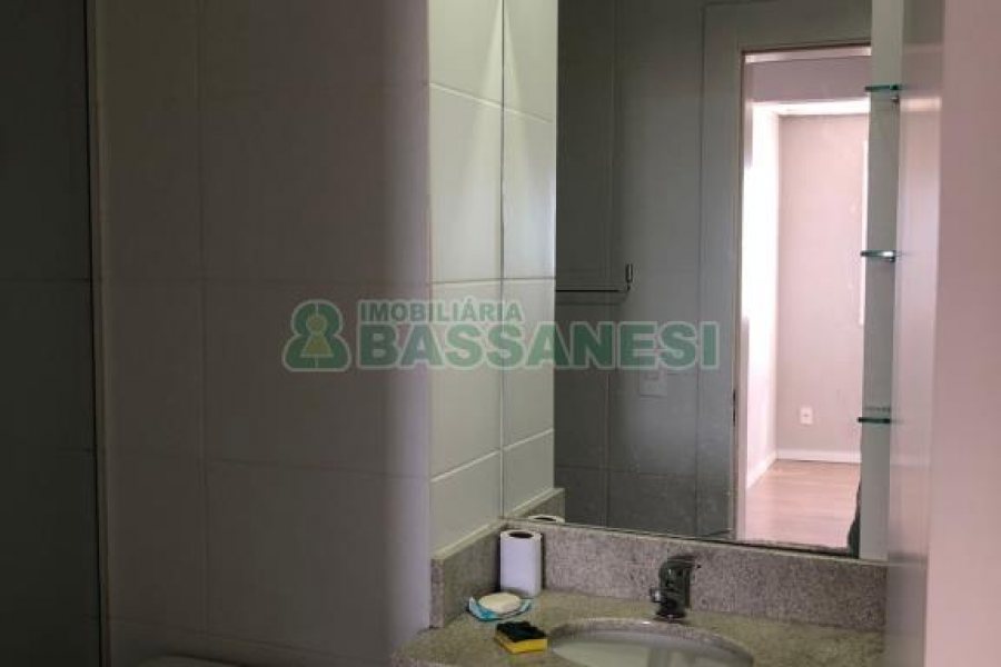 Apartamento com 59m², 2 dormitórios, 1 vaga, no bairro Interlagos em Caxias do Sul para Alugar ou Comprar