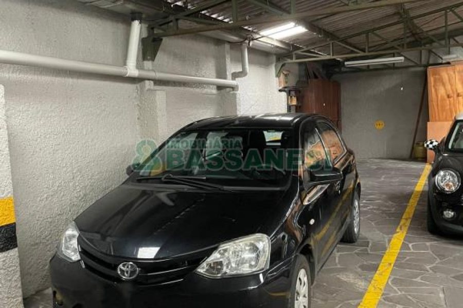 Apartamento com 272m², 3 dormitórios, 2 vagas, no bairro Centro em Caxias do Sul para Alugar ou Comprar