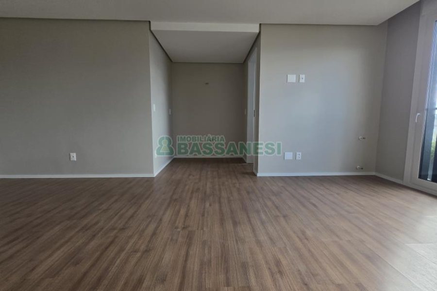 Apartamento com 191m², 3 dormitórios, 3 vagas, no bairro Panazzolo em Caxias do Sul para Comprar