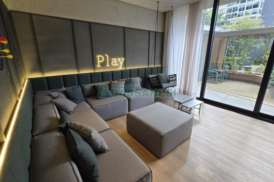 Apartamento com 191m², 3 dormitórios, 3 vagas, no bairro Panazzolo em Caxias do Sul para Comprar