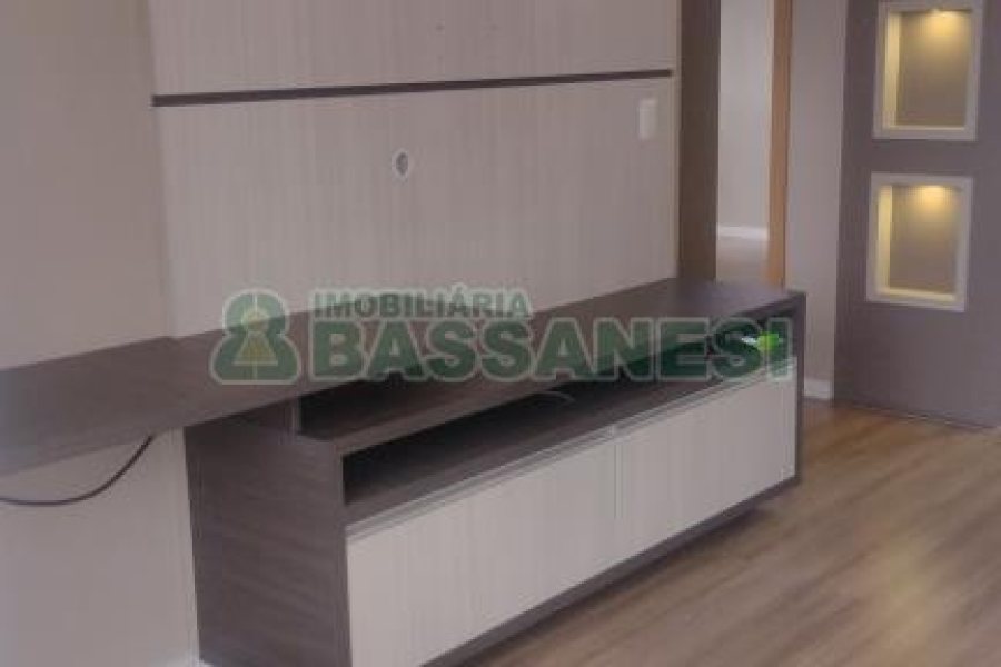 Apartamento com 47m², 2 dormitórios, 1 vaga, no bairro Desvio Rizzo em Caxias do Sul para Comprar