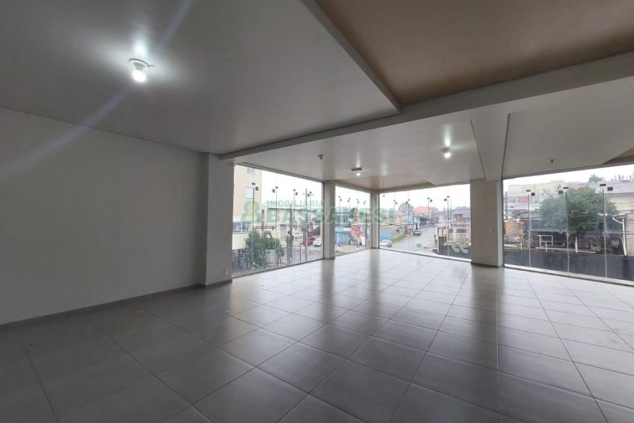 Sala com 160m², no bairro São Caetano em Caxias do Sul para Alugar