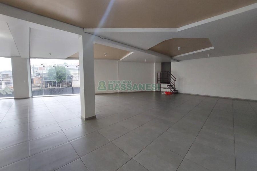 Sala com 160m², no bairro São Caetano em Caxias do Sul para Alugar