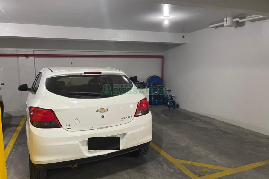 Apartamento com 95m², 2 dormitórios, 1 vaga, no bairro Jardim América em Caxias do Sul para Comprar