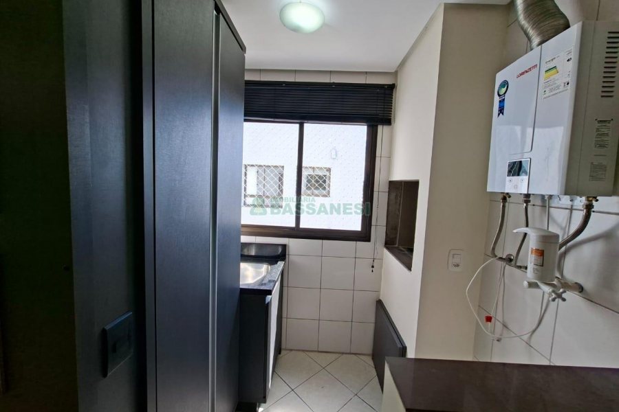 Apto Mobiliado com 48m², 1 dormitório, 1 vaga, no bairro Centro em Caxias do Sul para Alugar
