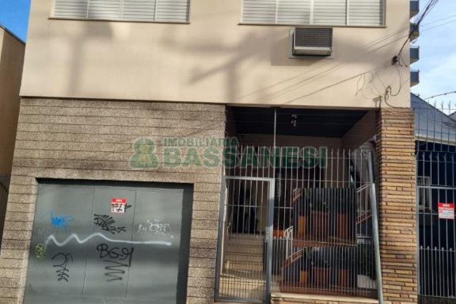 Casa com 263m², no bairro São Pelegrino em Caxias do Sul para Comprar