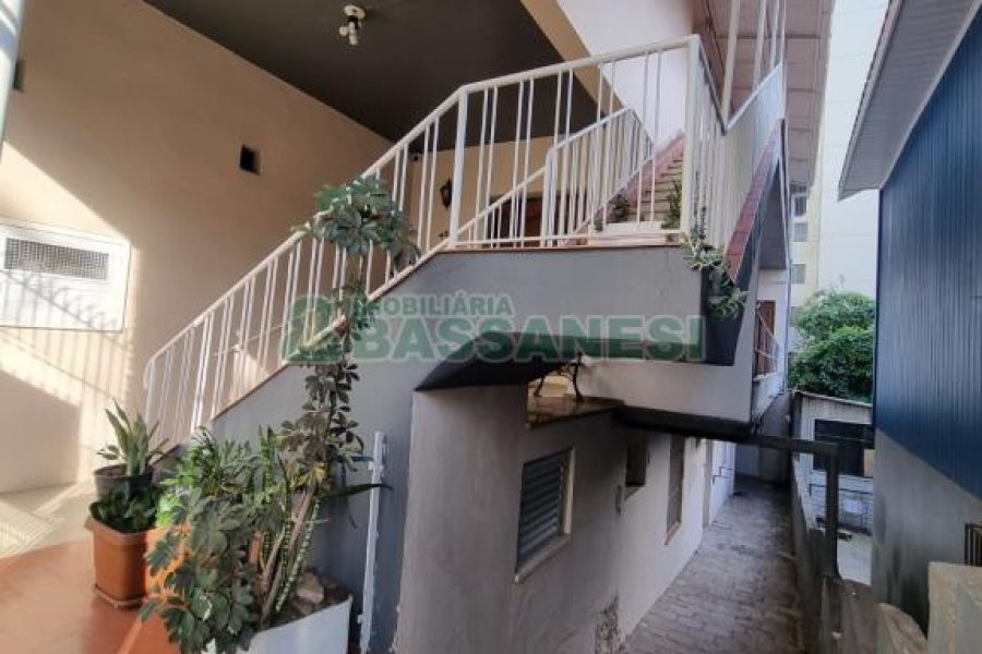 Casa com 263m², no bairro São Pelegrino em Caxias do Sul para Comprar